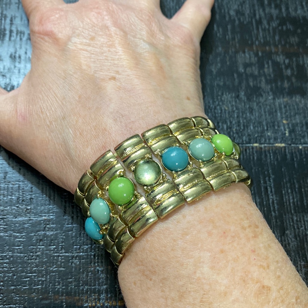 Beautiful Nwt Erica Lyons Gold Tone Sublime Bracelet 14$